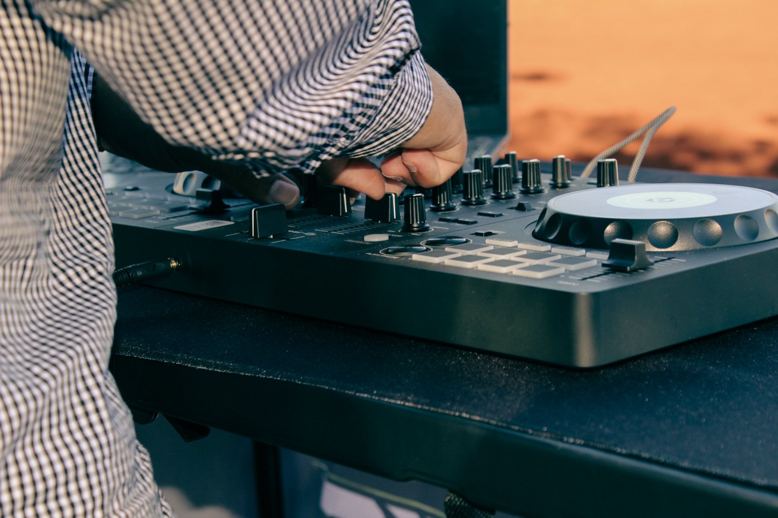 Detalhe da controladora usada pelo DJ AGROCRIS