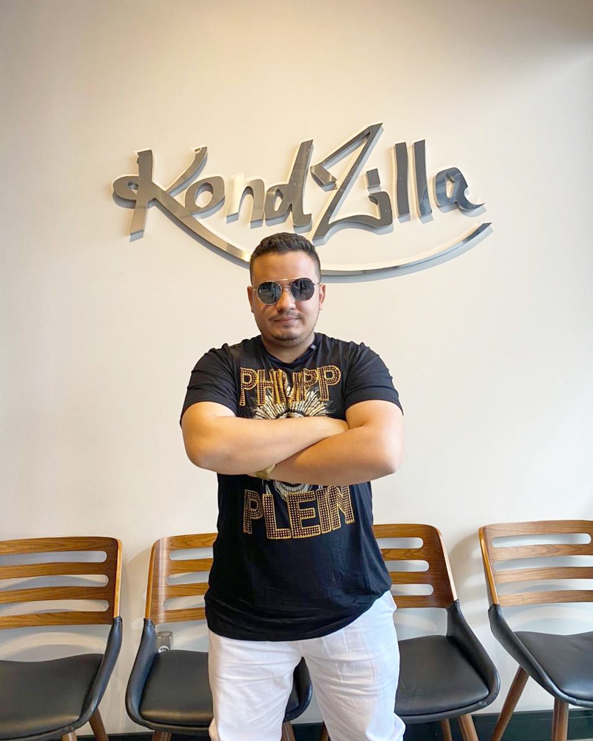 DJZIM em visita ao KondZilla